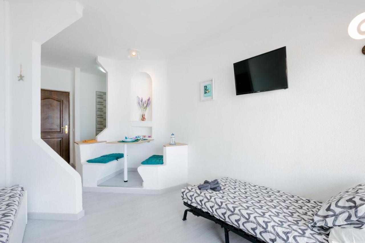 Holiday Studio With Pool Costa Adeje  Exteriör bild